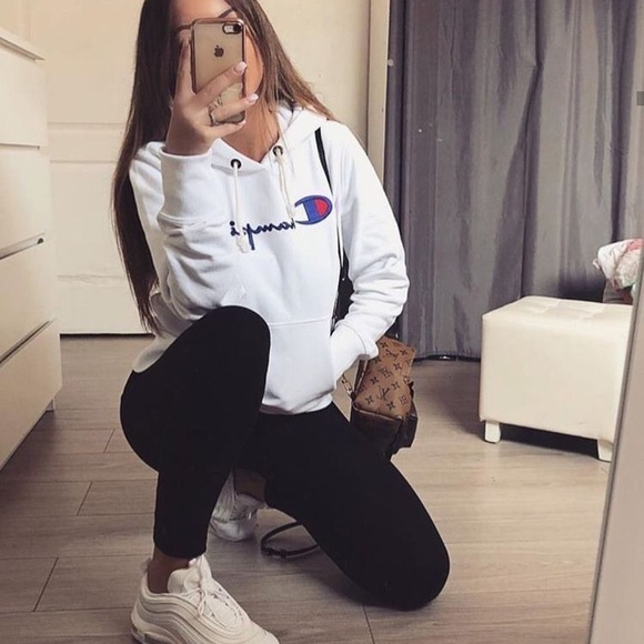 ULTIMATE SWEATER MYSTERY BOX - Picture 4 of 11